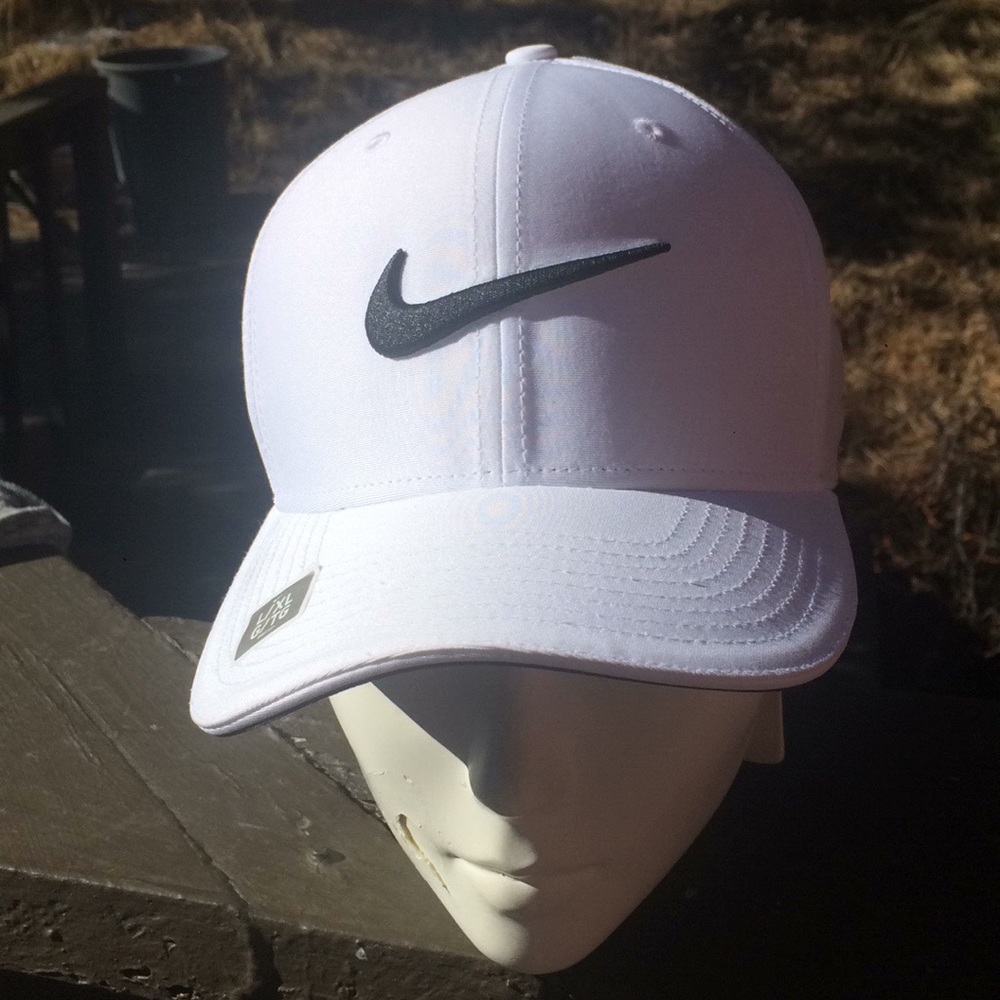 NEW Nike Golf Unisex Hat - Picture 1 of 8